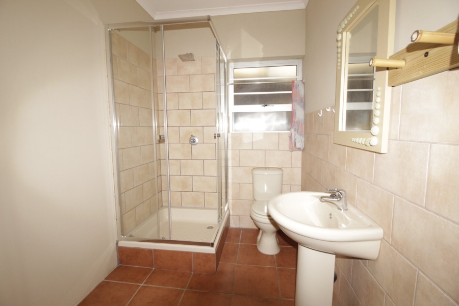 4 Bedroom Property for Sale in Wavecrest Eastern Cape